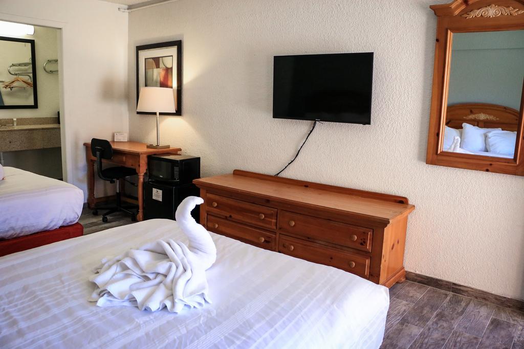 Mattoon Suite Dreams Hotel מראה חיצוני תמונה