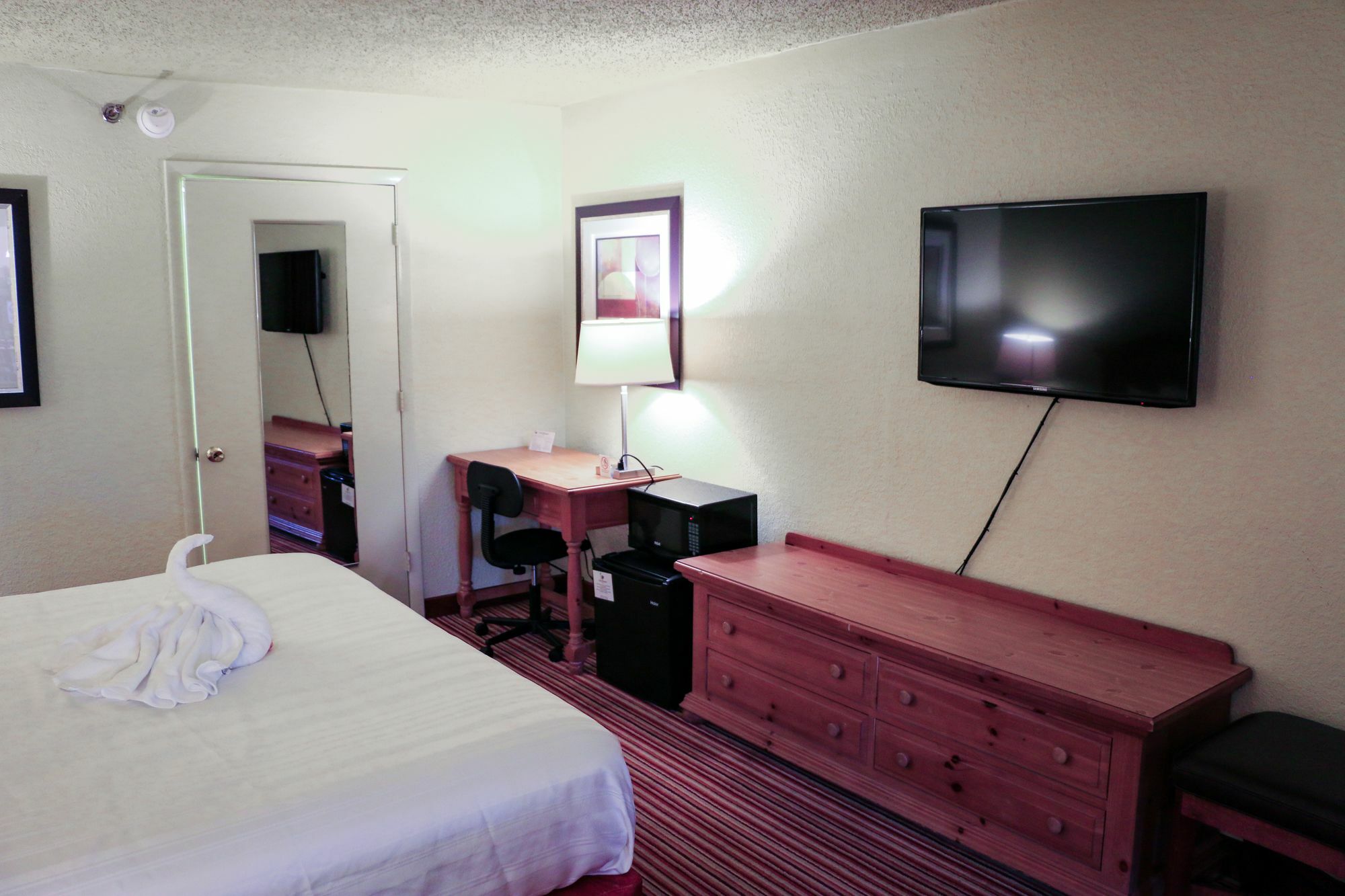 Mattoon Suite Dreams Hotel מראה חיצוני תמונה